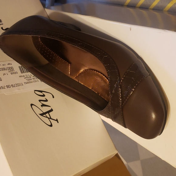 Angel Steps - Picture 3 of 5